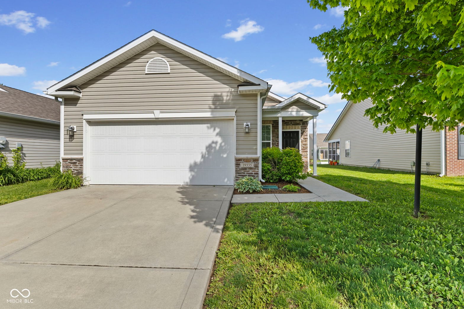 Photo of 19335 Links Lane, Noblesville, IN