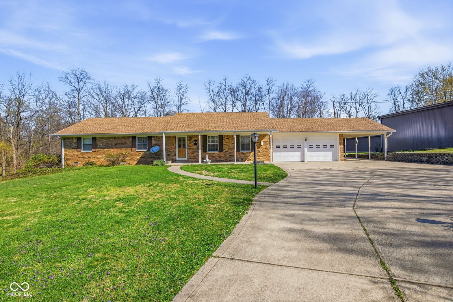 Front exterior at 494 E Keller Hill Road, Mooresville, IN