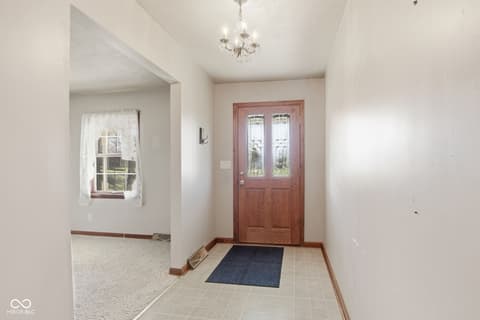 Foyer at 494 E Keller Hill Road, Mooresville, IN