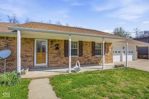 Front exterior at 494 E Keller Hill Road, Mooresville, IN