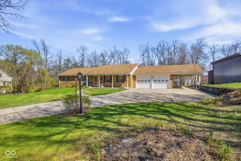 Front exterior at 494 E Keller Hill Road, Mooresville, IN