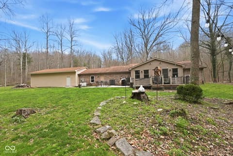 Photo of 440 Daugherty Road, Nashville, IN