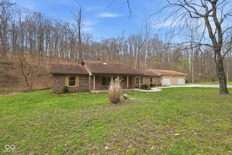 Photo of 440 Daugherty Road, Nashville, IN