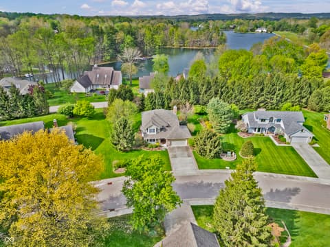 Photo of 4741 Winterberry Place, Columbus, IN