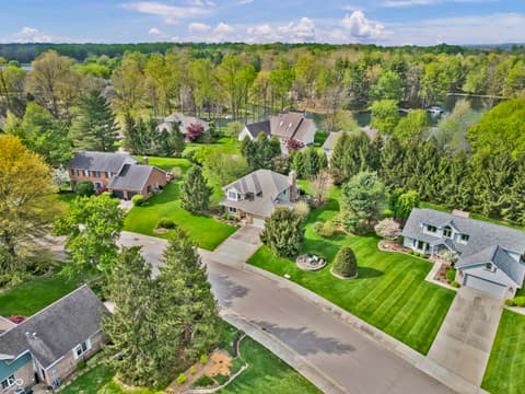 Photo of 4741 Winterberry Place, Columbus, IN