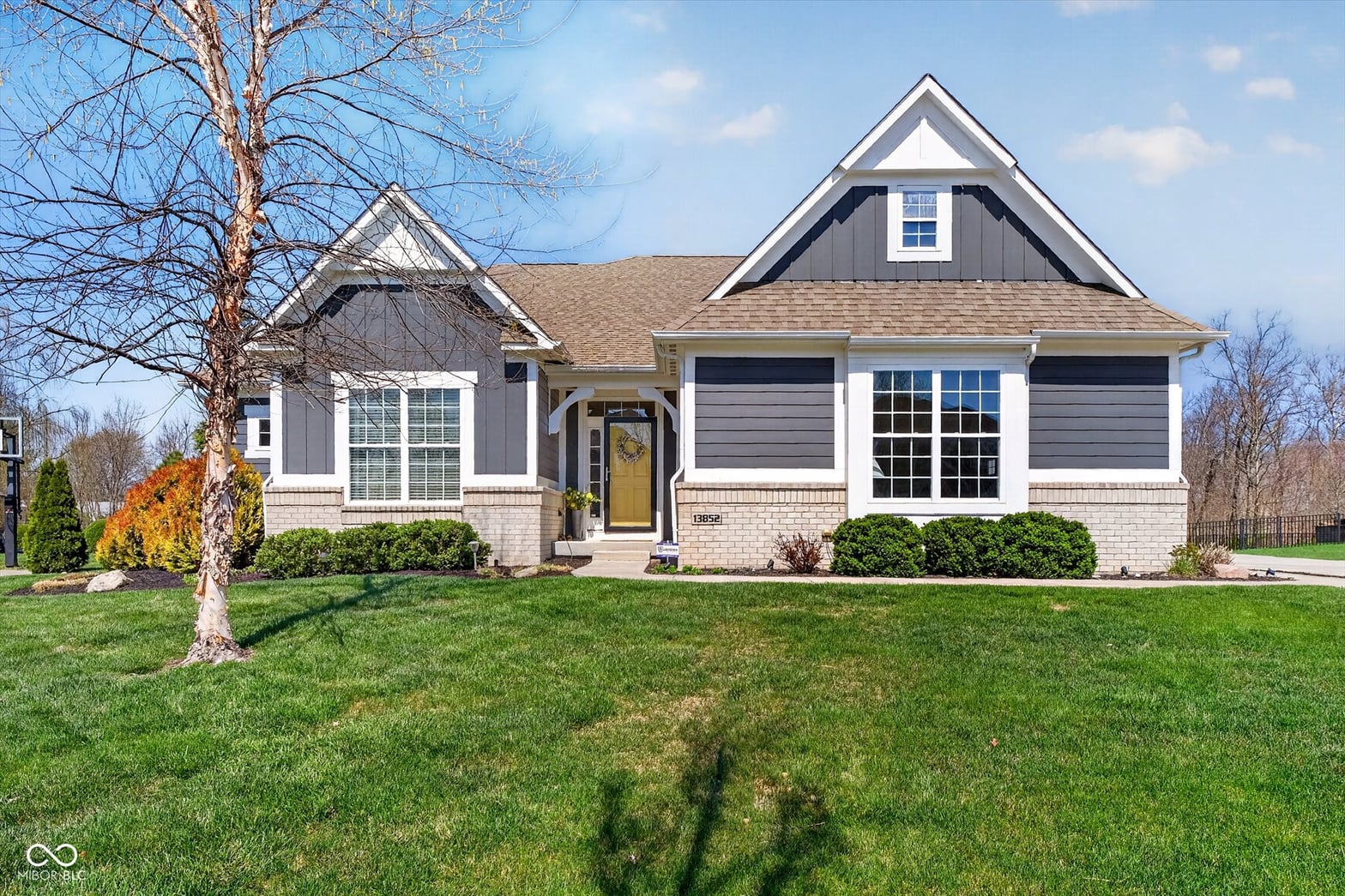 Photo of 13852 Ambria Drive, McCordsville, IN