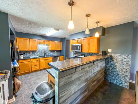 Photo of 7710 Inverness Drive, Indianapolis, IN