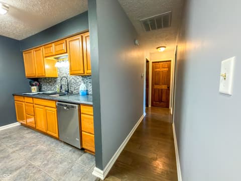 Photo of 7710 Inverness Drive, Indianapolis, IN