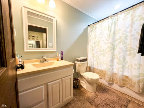 Photo of 7710 Inverness Drive, Indianapolis, IN