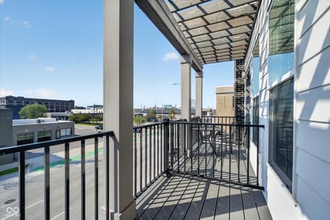 Photo of 727 N Illinois Street, Indianapolis, IN