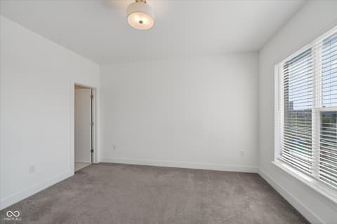 Photo of 727 N Illinois Street, Indianapolis, IN