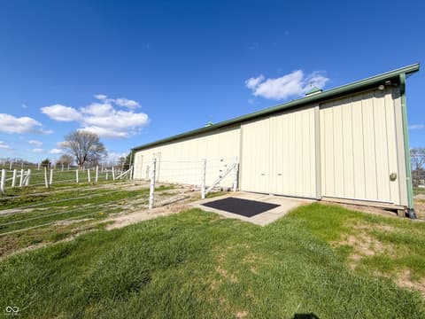 Out Buildings — 3861 E 300 N, Crawfordsville, IN