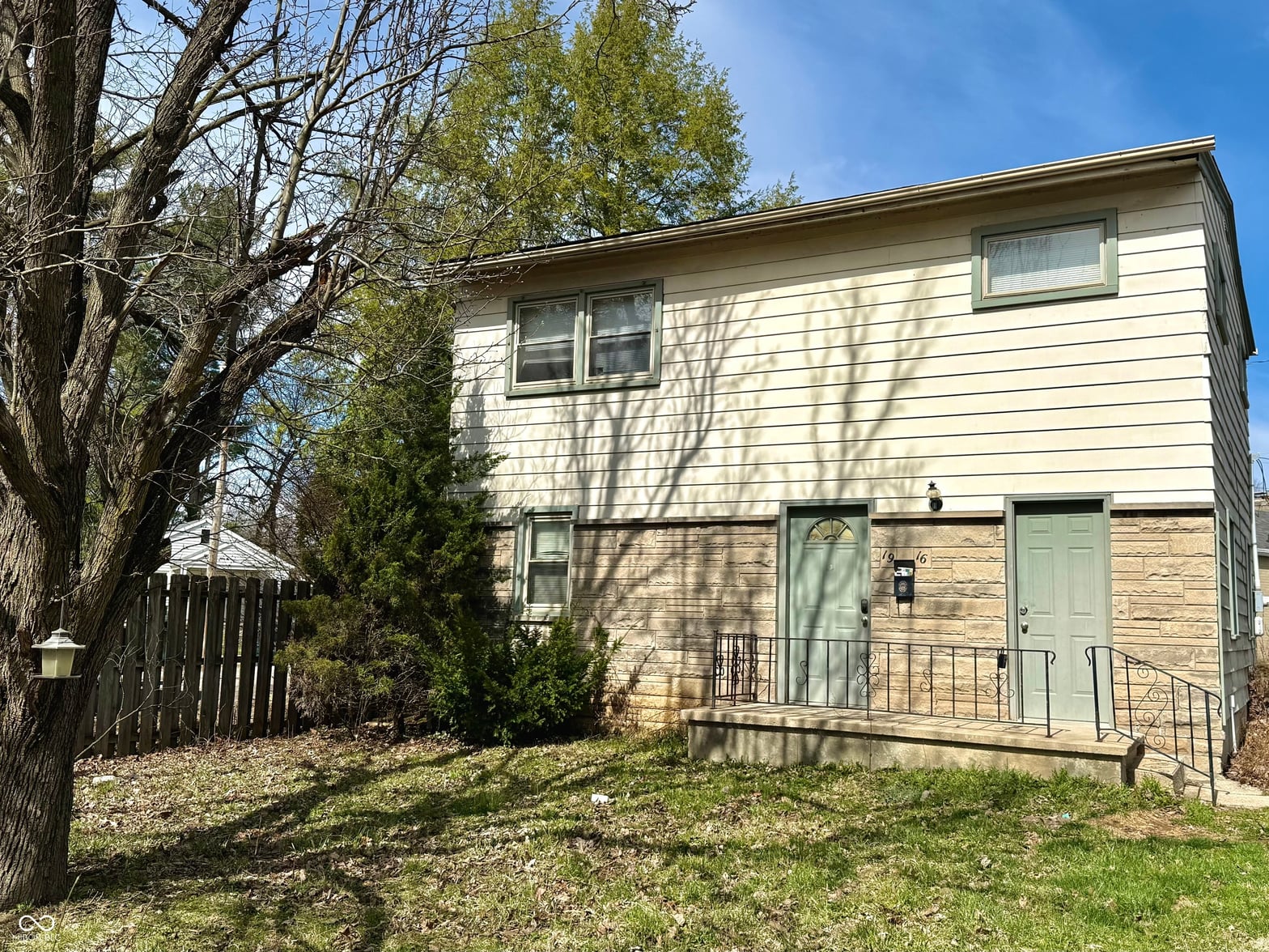 Backyard at 1916 W White River Boulevard, Muncie, IN