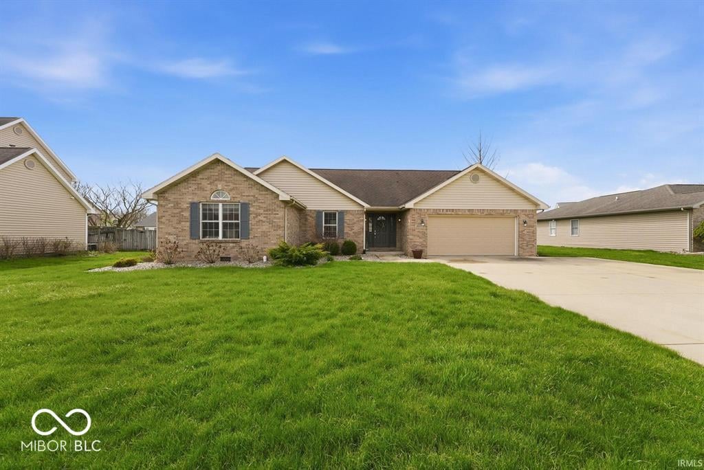 Front exterior at 3501 W Wheatfield Lane, Muncie, IN