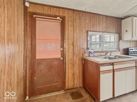 Photo of 742 S Addison Street, Indianapolis, IN