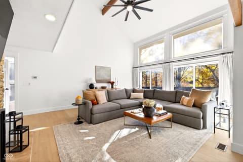Photo of 9428 S Harbour Pointe Drive, Bloomington, IN