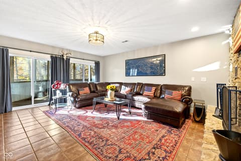 Photo of 9428 S Harbour Pointe Drive, Bloomington, IN