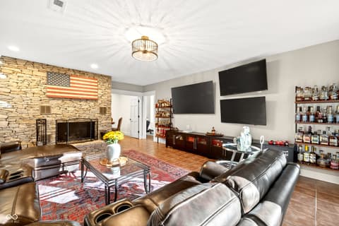 Photo of 9428 S Harbour Pointe Drive, Bloomington, IN