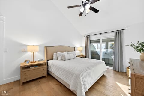 Photo of 9428 S Harbour Pointe Drive, Bloomington, IN