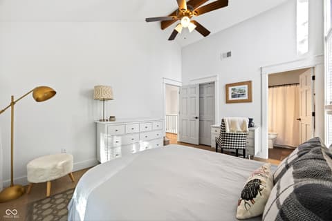 Photo of 9428 S Harbour Pointe Drive, Bloomington, IN
