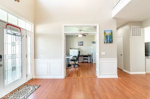 Foyer at 1325 Brentford Lane, Greenwood, IN