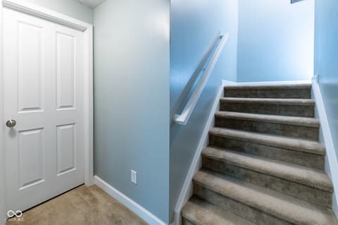 Photo of 1325 Brentford Lane, Greenwood, IN