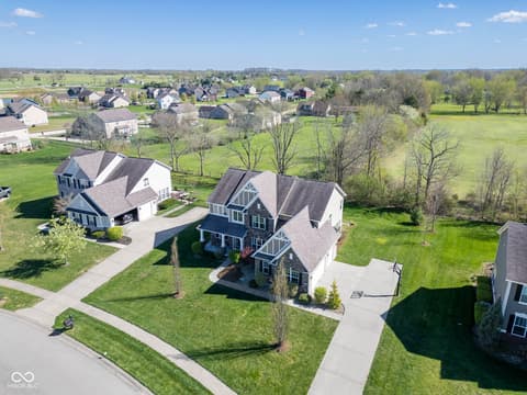 Photo of 1325 Brentford Lane, Greenwood, IN