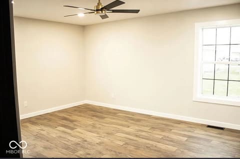 Photo of 424 W 1st Street, Rushville, IN