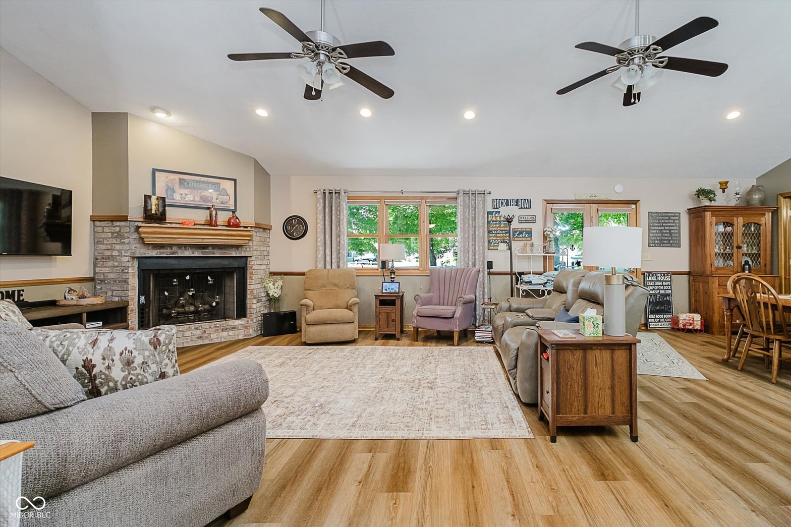 Living room at 2628 Inlet Drive, Cicero, IN