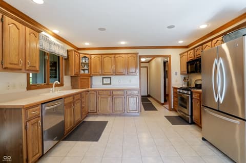 Photo of 5571 N Red Oak Drive, Greenfield, IN