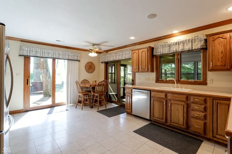 Photo of 5571 N Red Oak Drive, Greenfield, IN