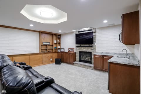 Photo of 5571 N Red Oak Drive, Greenfield, IN
