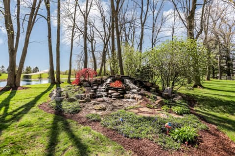 Photo of 5571 N Red Oak Drive, Greenfield, IN