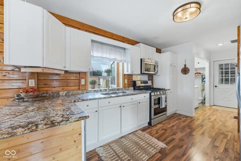 Photo of 1145 S Lakeshore Drive, Akron, IN