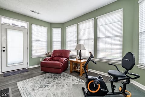 Bonus room at 1442 Labrot Court, Avon, IN