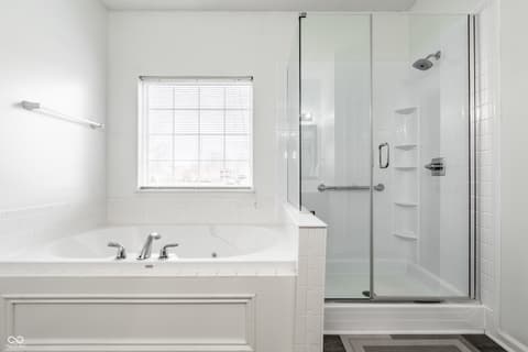 Primary bathroom at 1442 Labrot Court, Avon, IN
