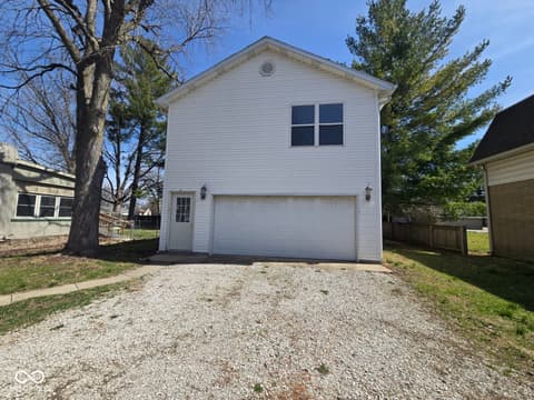Garage at 214 N Maple Street, Dana, IN
