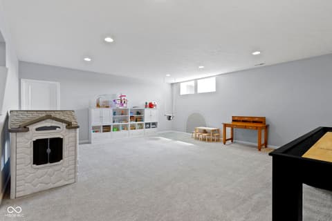 Photo of 18271 Lake Winds Drive, Westfield, IN