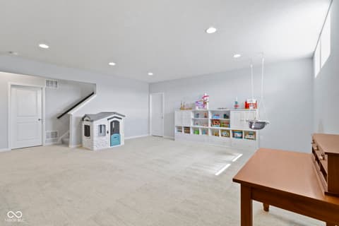 Photo of 18271 Lake Winds Drive, Westfield, IN
