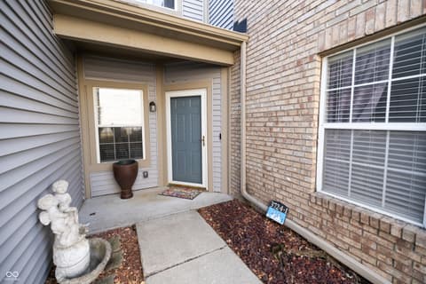 3724 Magenta Lane