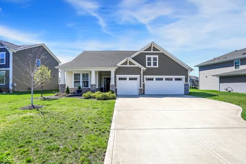 8239 Peggy Court