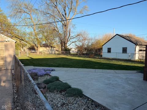 Photo of 415 N 18th Avenue, Beech Grove, IN