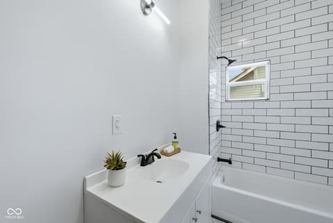Photo of 3752 Ruckle Street, Indianapolis, IN