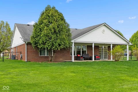 Backyard at 4012 S Loganberry Court, New Palestine, IN