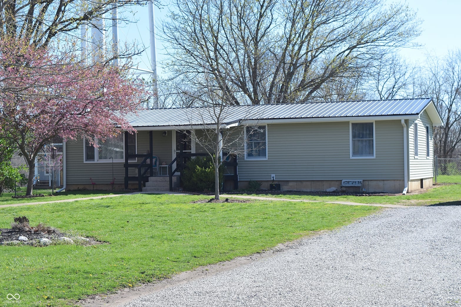 Photo of 222 N Front Street, Thorntown, IN