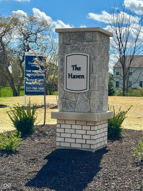 Community — 6382 Enclave Boulevard, Whitestown, IN