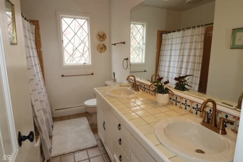Photo of 1 Crosstie Lane, Batesville, IN
