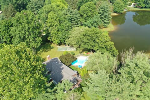 Photo of 1 Crosstie Lane, Batesville, IN