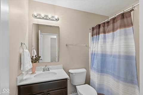 Photo of 11740 Whisperwood Way, Fishers, IN