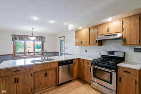 Kitchen at 1076 Chipmunk Lane, Pendleton, IN